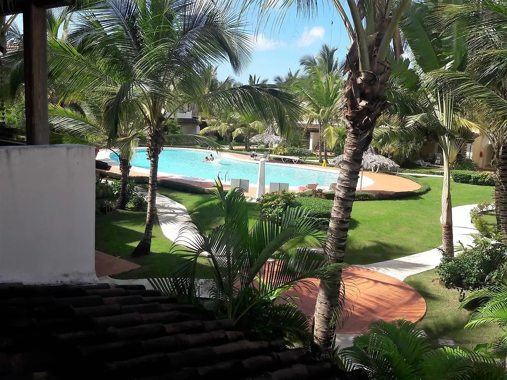 Tamarindo Villa Flores 049 バヤイベ アパート